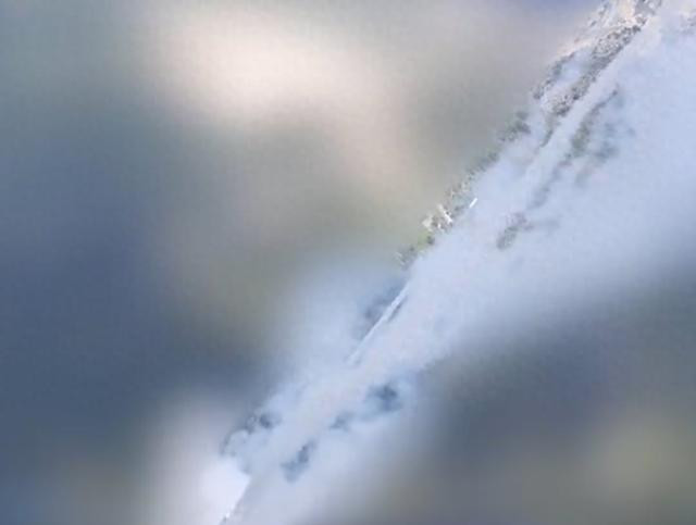 Lực lượng vũ trang Houthi của Yemen đã tiến hành các cuộc tấn công các tàu chở hàng và tàu chiến ở Biển Đỏ, cũng như các cuộc tấn công bằng máy bay không người lái và tên lửa trực tiếp vào lãnh thổ Israel.