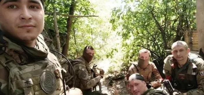 Tướng Marchenko cho rằng, tình trạng thiếu vũ khí, đạn dược, quân số mệt mỏi và khả năng chỉ huy kém, đặc biệt là việc mạo hiểm rút quân phòng thủ khỏi những vị trí trọng yếu của mặt trận Donbass, là những nguyên nhân chính dẫn đến sự sụp đổ của tuyến phòng thủ.