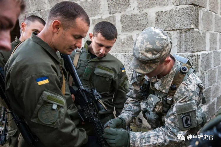 Ukraine dinh chinh loi tuyen bo 