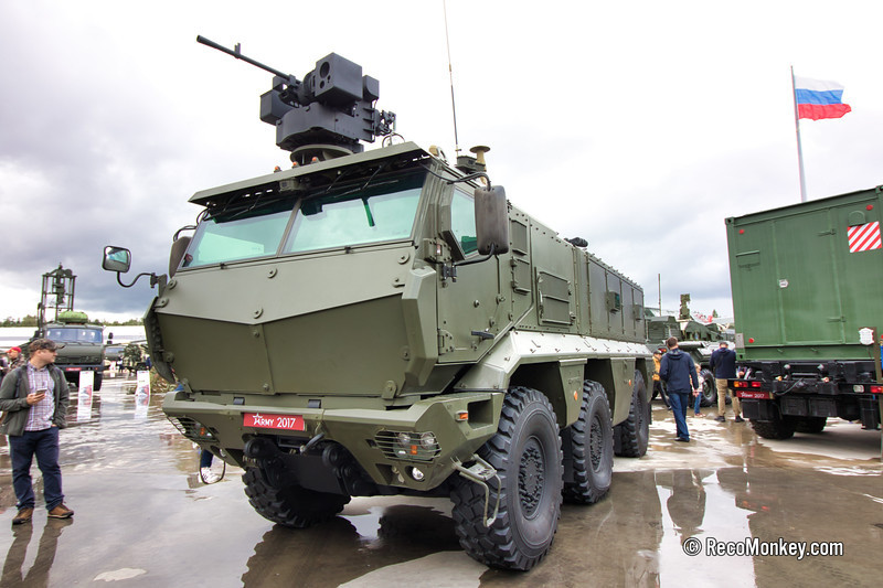 Còn Bộ trưởng Quốc phòng Nga Sergei Shoigu thì cho biết, các đơn vị của quân đội Nga, đã thử nghiệm hơn 320 loại vũ khí trong các chiến dịch mà nước này tham gia ở chiến trường Syria.