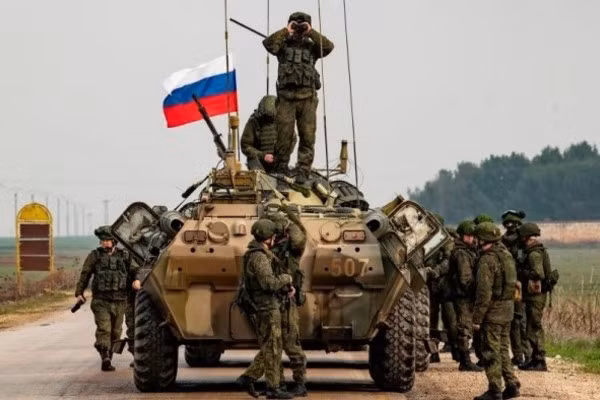 Tạp chí quân sự Romania Military cho rằng, những hoạt động quân sự của Quân đội Nga tại chiến trường Syria, đã đem lại những kinh nghiệm bổ ích trong việc nâng cao khả năng chiến đấu, tổ chức, trang bị và chiến thuật của Quân đội Nga.