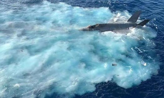 Vấn đề nghiêm trọng của F-35 theo ông Wallace, đó là chúng không thể sử dụng tên lửa của Công ty tên lửa châu Âu, khi Lockheed Martin “cực kỳ bất hợp tác” trong vấn đề này, đây được coi là vấn đề dịch vụ hậu mãi. Tất nhiên, đó cũng là sự bảo vệ lợi ích của những nhà buôn bán vũ khí Mỹ, khi họ “bán bia kèm lạc”, chứ không thể có cảnh “cốc mò, cò xơi”.