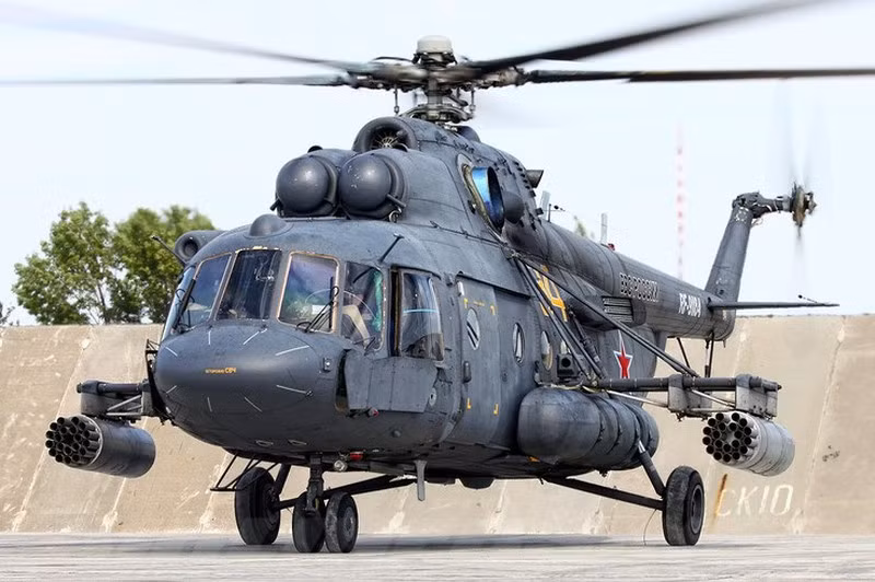 Tuy nhiên một số dân biểu trong chính quyền lo ngại rằng, Nga có thể coi việc Mỹ bàn giao số trực thăng Mi-17 là ngòi nổ cho sự leo thang nghiêm trọng. Và mặc dù Quân đội sẵn sàng cử các cố vấn quân sự tới khu vực Miền Đông Ukraine, nhưng vẫn chưa rõ liệu có ai thực sự tới Ukraine hay chưa”; hết lời dẫn. 