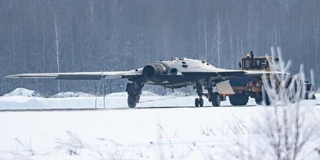 Hiện tại, nhà máy sản xuất máy bay ở Novosibirsk đang sản xuất loạt nhỏ UCAV S-70 dùng cho mục đích thử nghiệm. Và vào khoảng tháng 7/2022, những chiếc UCAV S-70 có thể sản xuất loạt và đưa vào biên chế trong Không quân Nga, khi vượt qua các bài thử nghiệm cấp nhà nước.