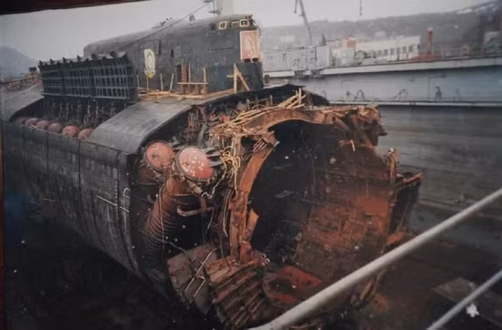 Sau vụ tai nạn tàu ngầm Kursk, Nga đã cho ngừng hoạt động tất cả ngư lôi hạng nặng 65-76 650 mm, thay thế chúng bằng ngư lôi nhiệt điện дпт-1, cùng một loại nhiên liệu đơn nguyên tố Otto-II mới được phát triển cho ngư lôi nhiệt động.