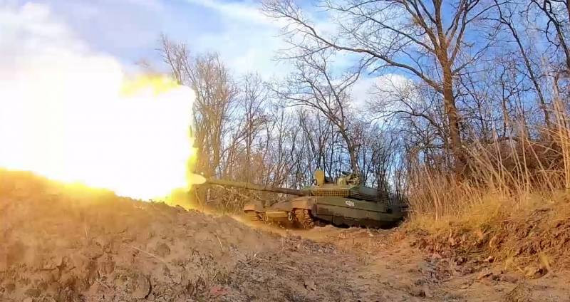 Tuy nhiên, Quân đội Ukraine rõ ràng đã đánh giá quá cao sức mạnh của họ và chưa đánh giá hết những khó khăn của một chiến dịch đổ bộ vượt sông, cũng như hỏa lực của Quân đội Nga. Lữ đoàn phòng thủ ven biển số 126 của quân Nga đang đảm nhiệm chiến đấu khu vực bờ đông sông Dnepr tại Kherson, đã đánh trả quyết liệt quân Ukraine vượt sông.