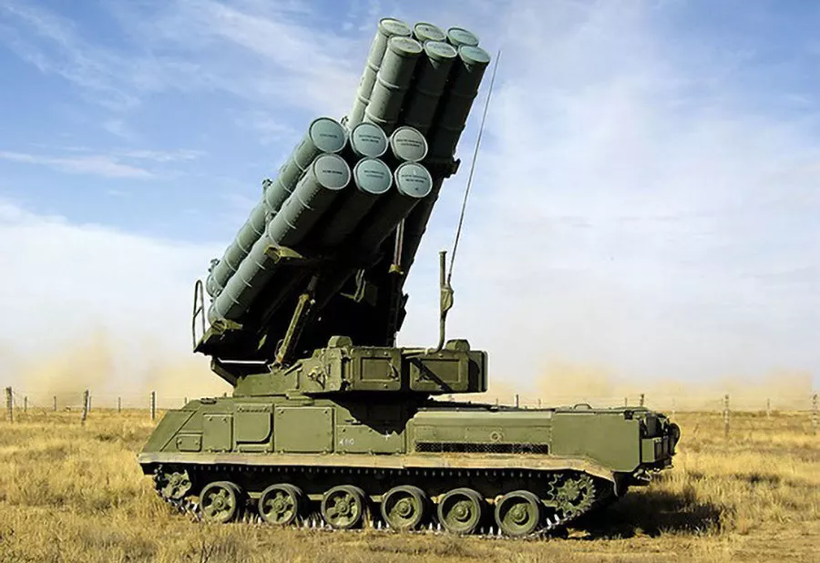 Tuy nhiên, quân đội Nga đã sớm tìm ra cách đối phó, khiến HIMARS của Ukraine ngay lập tức mất đi vẻ “hào nhoáng”. Tương tự, khi phải đối mặt với hệ thống trinh sát và cảnh báo sớm của quân đội Mỹ và NATO, quân đội Nga cũng tìm ra chiến lược ứng phó. 