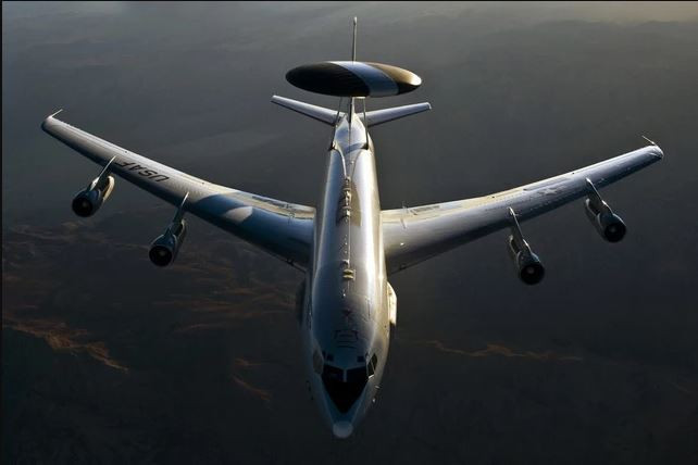 Trong các cuộc tấn công tên lửa của Nga vừa qua, Ukraine không nhận được bất kỳ tín hiệu cảnh báo sớm nào và trên thực tế, hệ thống cảnh báo sớm của quân đội Mỹ đã bị chế áp. Mặc dù cuộc tấn công của Nga được phát động vào lúc nửa đêm, nhưng điều rất bất thường là Ukraine không nhận được bất kỳ tín hiệu nào từ hệ thống cảnh báo sớm của Mỹ.