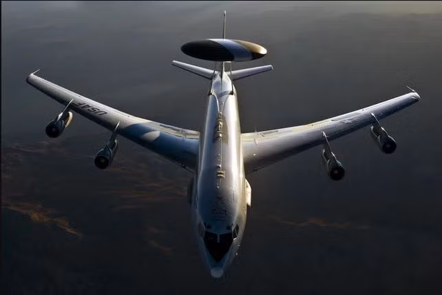 Trong các cuộc tấn công tên lửa của Nga vừa qua, Ukraine không nhận được bất kỳ tín hiệu cảnh báo sớm nào và trên thực tế, hệ thống cảnh báo sớm của quân đội Mỹ đã bị chế áp. Mặc dù cuộc tấn công của Nga được phát động vào lúc nửa đêm, nhưng điều rất bất thường là Ukraine không nhận được bất kỳ tín hiệu nào từ hệ thống cảnh báo sớm của Mỹ.