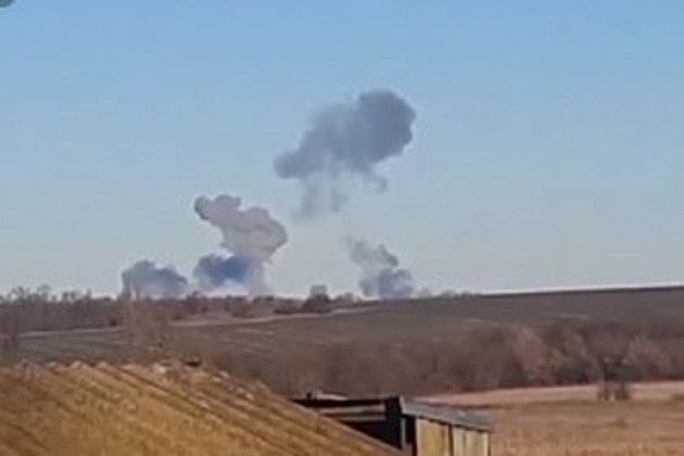 Thủ đoạn ứng phó của Nga đã phát huy tác dụng, khiến Ukraine đang rơi vào tình thế bị đe dọa. Ngay khi Ukraine nhận lô tên lửa hành trình Storm Shadow, đạn uranium làm nghèo, radar mới và hệ thống tác chiến điện tử để đưa vào kho, tên lửa Nga đã ngay lập tức tấn công một cách chính xác. 