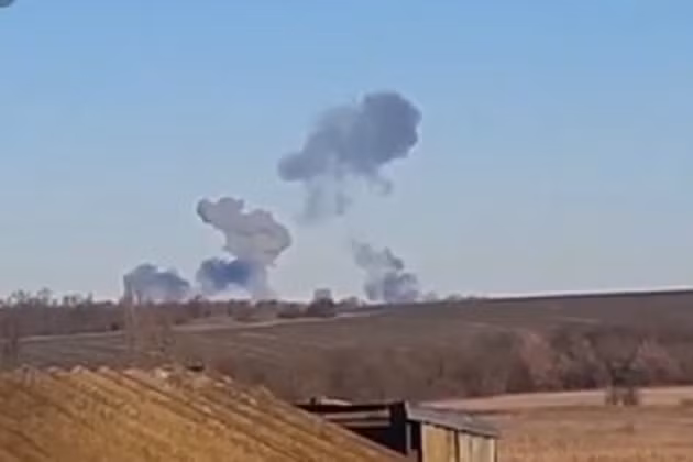 Thủ đoạn ứng phó của Nga đã phát huy tác dụng, khiến Ukraine đang rơi vào tình thế bị đe dọa. Ngay khi Ukraine nhận lô tên lửa hành trình Storm Shadow, đạn uranium làm nghèo, radar mới và hệ thống tác chiến điện tử để đưa vào kho, tên lửa Nga đã ngay lập tức tấn công một cách chính xác. 