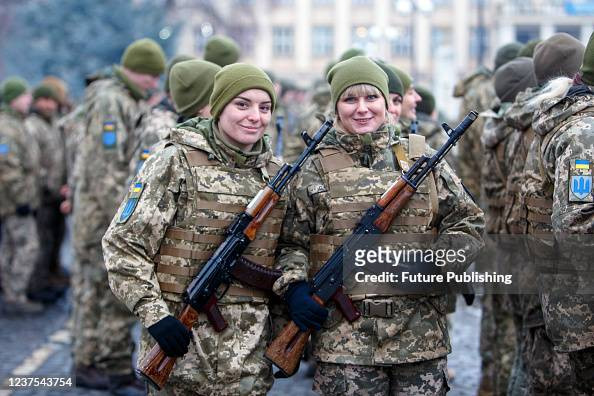 Tin vui thuộc về các cán bộ, chiến sĩ Lữ đoàn sơn cước 128 “không có mặt tại hiện trường”, vì sau khi trúng tên lửa Nga lần này, Lữ đoàn 128 đã được chuyển về hậu cứ để nghỉ ngơi và huấn luyện; hiếm khi phải xuất hiện trên mặt trận và không còn phải chiến đấu nữa.