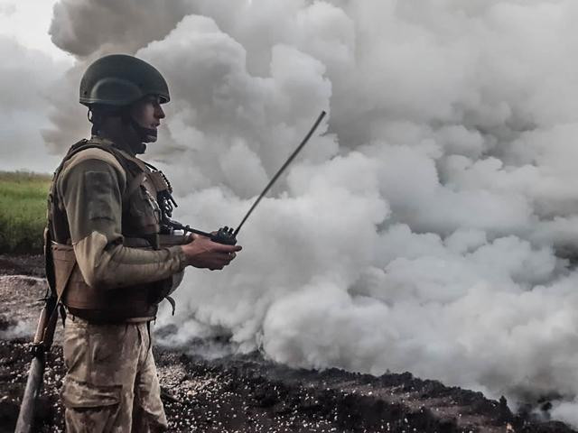 Lúc này toàn bộ trung tâm tuyến phòng ngự của Quân đội Nga nằm trong tầm bắn của pháo phản lực phóng loạt HIMARS và M270. Quân đội Ukraine hiện đang tiến công ở một số khu vực trên tiền tuyến, nhằm cố gắng đạt được mục tiêu này. 