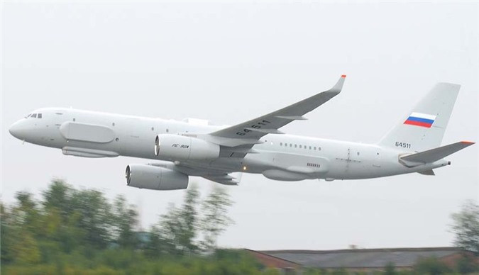 Có một điều chắc chắn rằng, Tu-214R và máy bay cảnh báo sớm A-50 rất quan trọng đối với các hoạt động của Quân đội Nga tại Ukraine hiện nay. Các hoạt động đặc biệt của Nga ở Ukraine, đã bộc lộ những vấn đề đáng kể trong việc cung cấp thông tin tình báo cho Quân đội Nga.