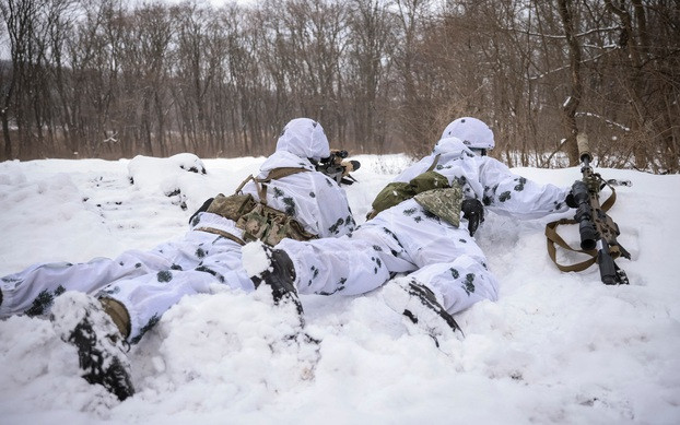 Chỉ tính riêng quân đội Nga đã xây dựng 4 lữ đoàn lực lượng trinh sát đặc biệt. Quân đội Ukraine cũng không kém cạnh, khi đã đưa một số lượng lớn các binh sĩ có kinh nghiệm, tổ chức thành các đội trinh sát; những người này thậm chí đã được NATO đào tạo trong một thời gian dài.