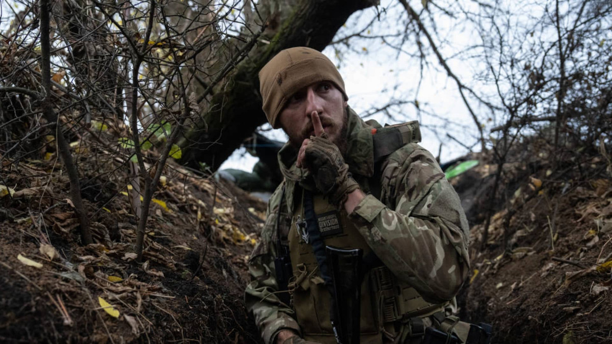 Chính vì vậy, các khu vực tiếp xúc này đã trở thành một trong những nơi đối đầu căng thẳng nhất giữa hai bên; các cuộc đấu súng tầm gần trong rừng gần như diễn ra hàng ngày và điều này thực sự đã mang đến một số căng thẳng cho cả quân đội Nga và Ukraine.