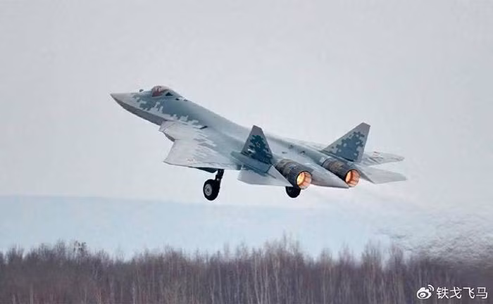 Đến năm 2024, Nga sẽ đẩy nhanh việc sản xuất Su-57, cho phép Lực lượng Hàng không Vũ trụ Nga nhận được số máy bay Su-57 với số lượng gấp đôi năm 2023. Ông Chemezov cho biết: “Lượng máy bay chiến đấu thế hệ thứ 5 hàng năm của chúng tôi gần như tăng gấp đôi”.