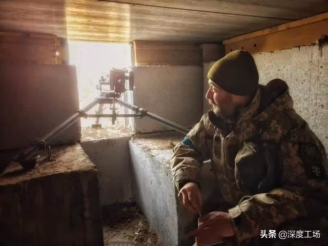 Theo phía Ukraine, quân đội Ukraine đã kiên cường kháng cự và đẩy lùi ít nhất 7 cuộc tấn công khác nhau của quân Nga, phá hủy 10 xe tăng và 18 xe bọc thép.