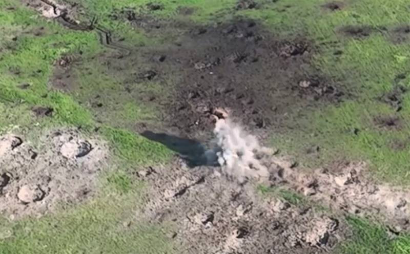 Các chuyên gia của ISW cho rằng, “quân Ukraine đã phải rời bỏ một số chiến hào đã chiếm được trước đó”. Nhưng phía Nga khẳng định, quân Ukraine không rút đi, mà đã bị hỏa lực của quân Nga tiêu diệt.