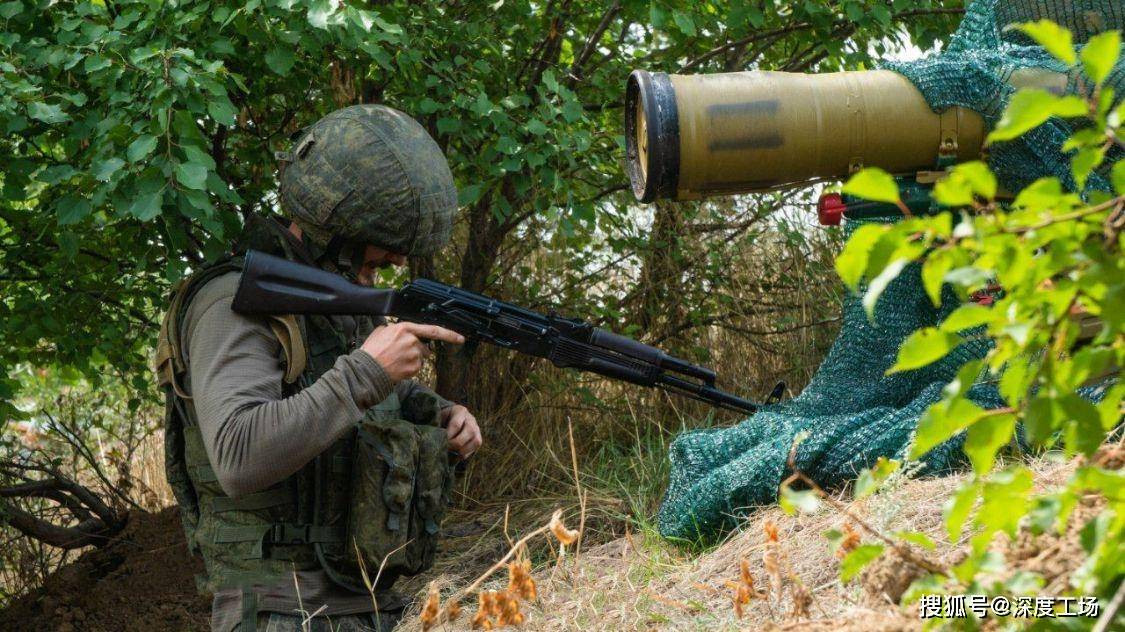 Trận Marinka sẽ trở thành một trận chiến kinh điển trong tương lai, quân phòng thủ chiến đấu linh hoạt, ngoan cường; còn quân tấn công thì không bao giờ nản chí, dù có tiến vài mét chục mét một ngày cũng nhất quyết tấn công. Đây thực sự là một “cái gai” khó nhằn của quân Nga, trên con đường giành quyền kiểm soát khu vực Donbass.