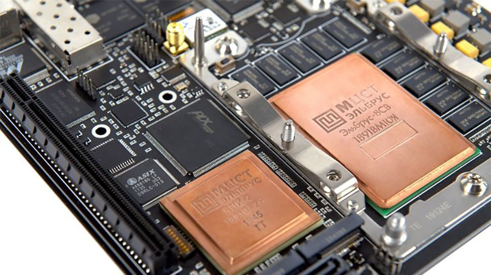 Động thái này cho thấy, Chính phủ Nga đang thực hiện tài trợ cho lĩnh vực công nghệ cao. Các nhà phân tích ở Nga nhấn mạnh rằng, sự hỗ trợ của nhà nước đánh dấu một bước tiến đáng kể cho hoạt động sản xuất thiết bị quang khắc của Nga và báo hiệu sự xuất hiện của các nhà máy bán dẫn mới. Những diễn biến này rất quan trọng trong bối cảnh các lệnh trừng phạt đang diễn ra.