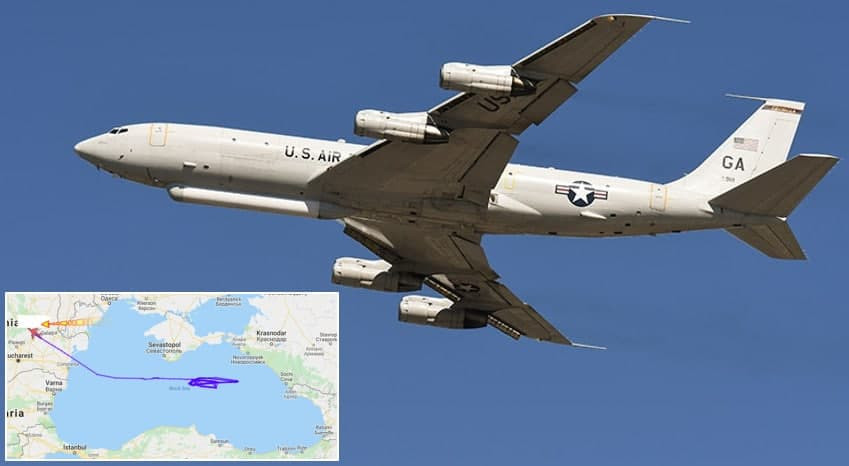 Đồng thời đường bay của chiếc máy bay E-8C của Mỹ, chủ yếu quần lượn trên một vùng hẹp tại lối vào eo biển Kerch. Nhìn đường bay của chiếc E-8C trên bản đồ, người xem có thể thấy được ý đồ của chiếc máy bay trinh sát của Mỹ gần không phận Nga.