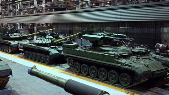 Theo một thông tin của Viện Dịch vụ Hoàng gia Anh (RUSI), Nga đã vượt trội hơn châu Âu trong việc mở rộng sản xuất quốc phòng kể từ khi chiến sự ở Ukraine bùng phát năm 2022. Một khi cỗ máy chiến tranh đáng sợ này chạy hết tốc lực, nó sẽ không thể bị ngăn chặn bởi một vài món vũ khí “nhỏ lẻ” của phương Tây.