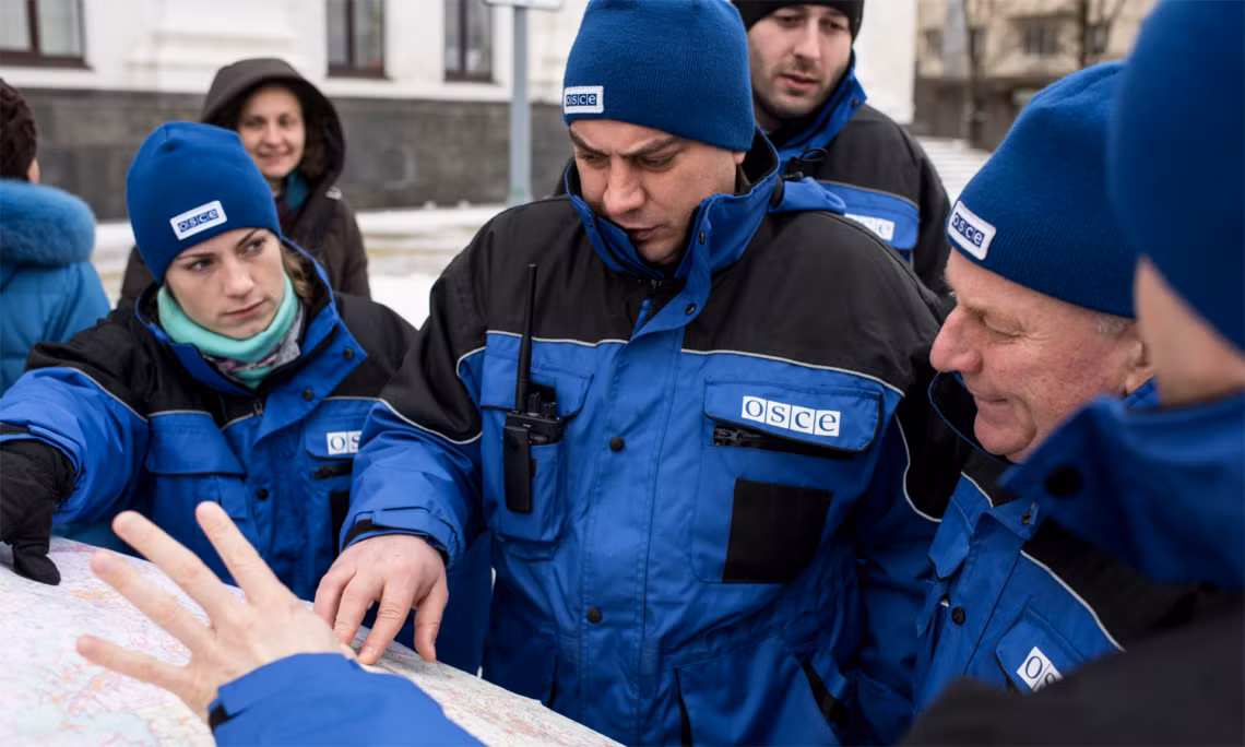 Hiện tại OSCE chưa đưa ra bình luận về những cáo buộc như vậy; tuy nhiên rất có thể, đại diện của LPR và DPR sẽ không cho phép đại diện của cơ quan giám sát đặc biệt này, vào khu vực lãnh thổ của họ kiểm soát nữa. 