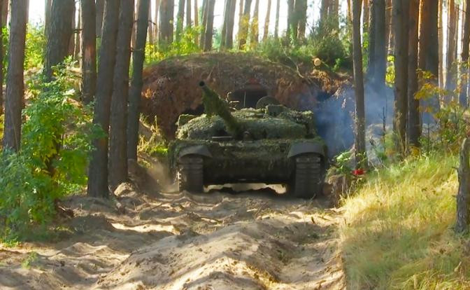 Hãng tin Nga Sputnik ngày 5/10 đưa tin, quân đội Nga hiện đang sử dụng các thuật toán và chiến thuật mới do Viện Khoa học Quân sự Nga nghiên cứu; giúp Quân đội Nga ở chiến trường Ukraine sử dụng vũ khí và quân số một cách hiệu quả, đồng thời giảm thiểu tổn thất ở mức thấp nhất.