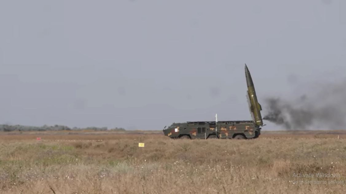 Tên lửa đạn đạo 9M79 được phóng đi từ hệ thống tên lửa đạn đạo tầm ngắn Tochka của Quân đội Ukraine. Điều này cho thấy Quân đội Ukraine đã phải sử dụng cả loại tên lửa có niên hạn 50 tuổi, để tấn công các mục tiêu của Nga. 