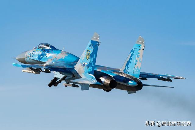 Bộ Quốc phòng Ukraine đã công bố tin “không vui”, vào sáng sớm ngày 28/4/2025, một máy bay chiến đấu Su-27 của Không quân Ukraine, đã bị rơi khi đang thực hiện nhiệm vụ “chiến đấu phức tạp”, nhằm hỗ trợ đẩy lùi các cuộc tấn công bằng UAV tự sát tầm xa của Nga.