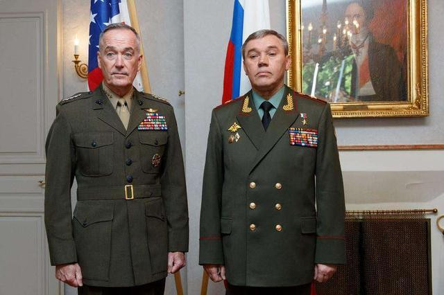 Chiến dịch quân sự đặc biệt của Nga tại Ukraine có nhiều nhiệm vụ cần phải được thực hiện. Do đó, việc điều các tướng lĩnh cấp cao từ Bộ Quốc phòng xuống để điều phối các binh chủng của Quân đội Nga là vô cùng cần thiết và hiệu quả chiến đấu sẽ cao hơn.