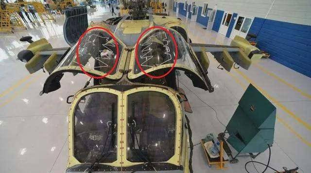 Trong cuộc xung đột Nga-Ukraine, tại sân bay Antonov của Ukraine, một chiếc Ka-52 của Không quân Nga đã bị hư hỏng nặng sau khi trúng tên lửa phòng không Stinger, nhưng phi công đã phóng dù thành công trước khi trực thăng lao xuống sông.