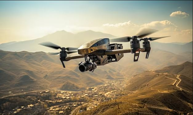 Vậy việc rải dây sợi quang giữa UAV và bảng điều khiển diễn ra như thế nào, đó là câu hỏi đang được đặt ra? Nếu ống sợi quang bố trí trên UAV, sẽ làm tăng tải trọng cất cánh của UAV, đồng nghĩa với việc giảm hiệu suất bay của UAV.