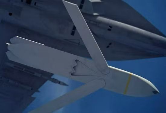 Máy bay tuần tra chống ngầm P-8A có khả năng tình báo, giám sát, trinh sát, chống hạm và tác chiến chống tàu ngầm. Đây cũng là loại máy bay thứ ba, có thể được trang bị tên lửa chống hạm tầm xa LRASM.