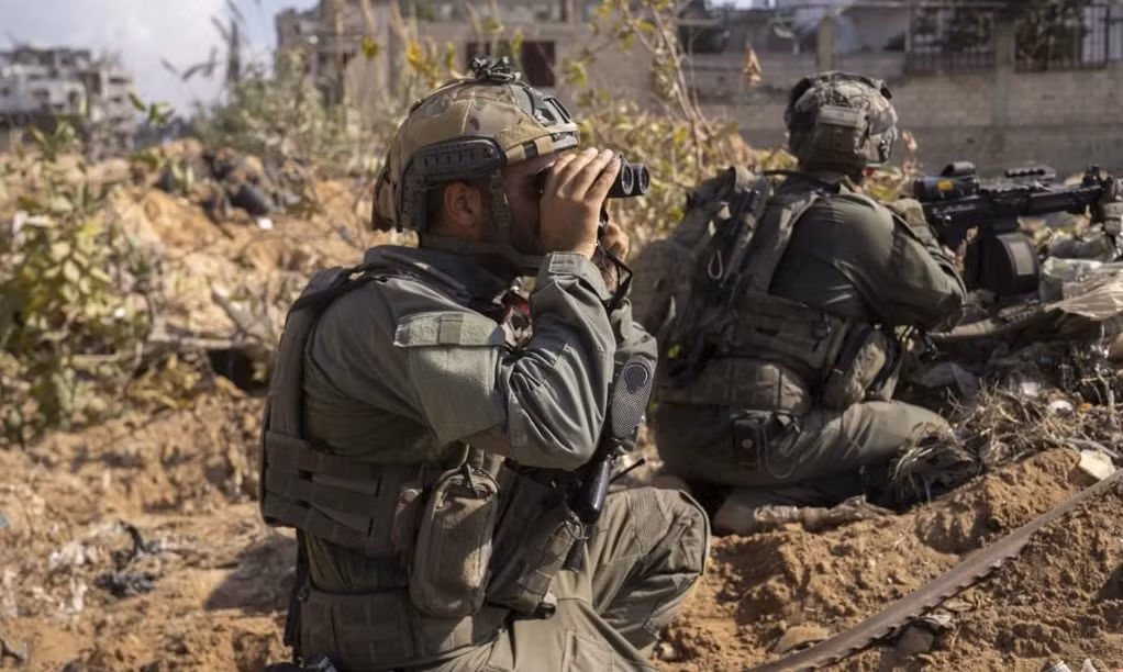 Theo chiến lược quân sự của Israel, họ đã bao vây các đường hầm của Hamas ở Dải Gaza và tiến hành cuộc chiến dưới đường hầm; tuy nhiên với sự chuẩn bị của Hamas trong nhiều năm qua, cuộc chiến này thực sự không đơn giản với người Israel.