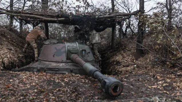 Điều khó khăn với AFU khi phản công vào Shevchenko là tại đây có một đống đất đá thải của việc khai mỏ than, có chiều cao tới 200 mét và hệ thống công sự trận địa, được chính người Ukraine xây dựng vững chắc, nhằm bảo vệ Pokrovsk. Những điều kiện trên giúp RFAF kiểm soát được các vùng lãnh thổ quan trọng cho đến tận Pokrovsk.