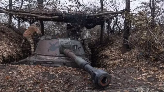 Điều khó khăn với AFU khi phản công vào Shevchenko là tại đây có một đống đất đá thải của việc khai mỏ than, có chiều cao tới 200 mét và hệ thống công sự trận địa, được chính người Ukraine xây dựng vững chắc, nhằm bảo vệ Pokrovsk. Những điều kiện trên giúp RFAF kiểm soát được các vùng lãnh thổ quan trọng cho đến tận Pokrovsk.