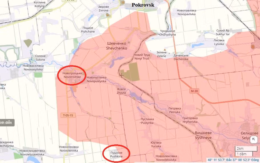 Mọi thứ cũng không khá hơn đối với AFU ở khu vực phía nam Pokrovsk. Sau khi Cụm quân Trung tâm của RFAF tiến cách thành phố chỉ còn 1 km, họ đang tiếp tục mở rộng đầu cầu phía nam, khi chiếm thêm Novotroitsky và Pushkino. Đồng thời tiếp tục mở rộng đầu cầu này về hướng tây.