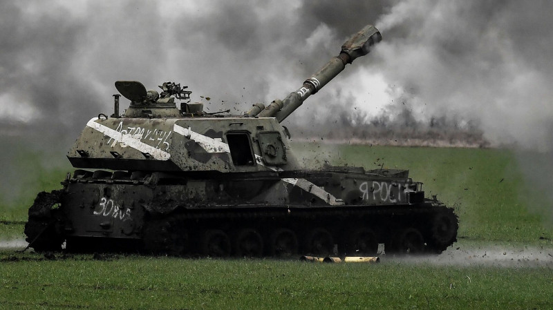 Nói chung, một bộ phận tinh nhuệ Quân đội Nga ở hữu ngạn Kherson đã củng cố tuyến phòng thủ Crimea và ổn định tuyến phòng thủ Lugansk; trong khi bộ phận khác đã tập trung và đang tiến hành chiến dịch bao vây Bakhmut.