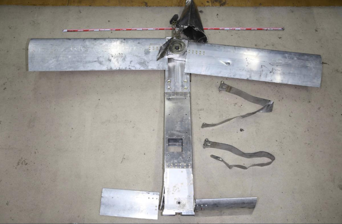 Theo giải thích từ Defense Express, giải pháp thứ hai dường như là giải pháp mới mà người Nga tìm ra cho vấn đề khắc phục việc mở các cánh xếp bằng một bộ phận giữ cơ khí không đáng tin cậy trước đây. Tuy nhiên, nghiên cứu của CAR không chỉ rõ khía cạnh này.