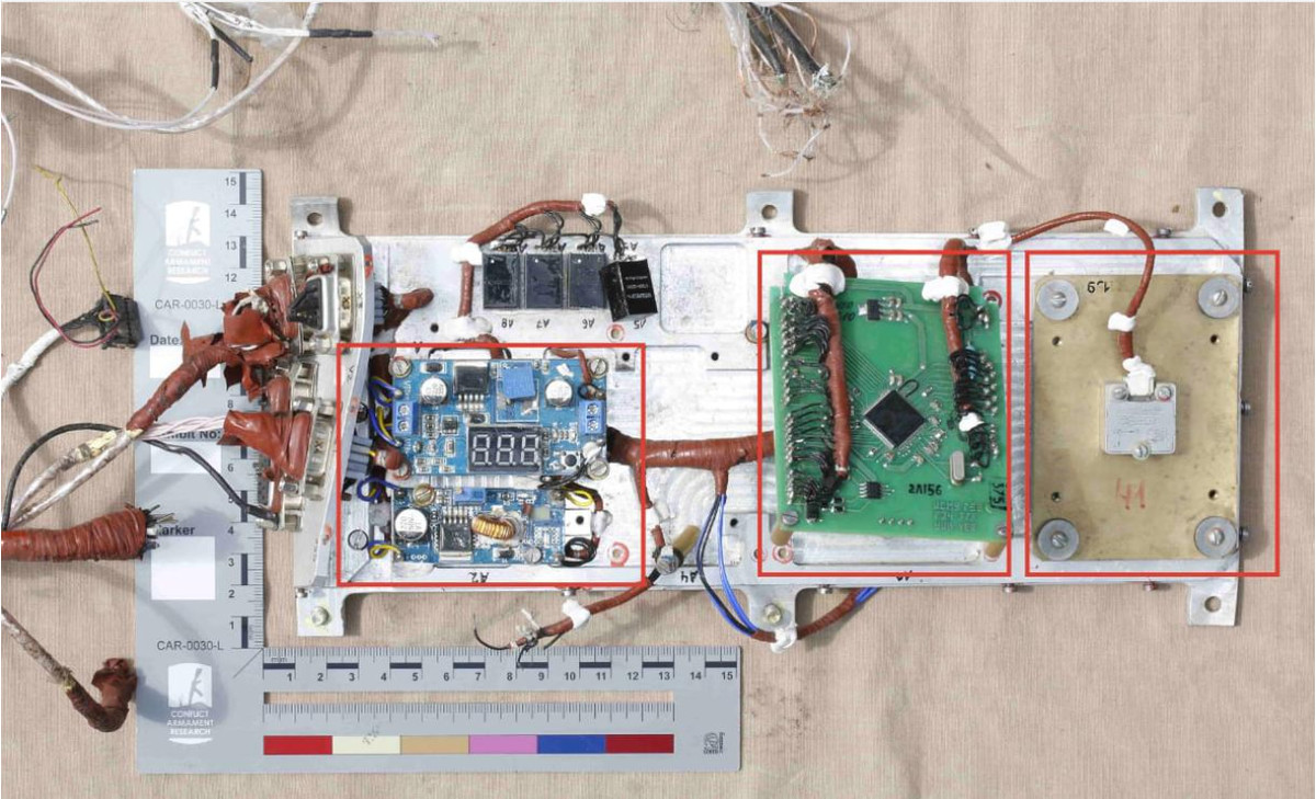 Điều đáng chú ý là trong cả hai trường hợp, cách nhau trong khoảng thời gian từ 3 đến 4 tháng, tính từ thời điểm các bộ phận này được sản xuất, cho đến thời điểm quả bom được thả xuống. Defense Express cho rằng, đây là dấu hiệu cho thấy, khả năng dự trữ thiết bị điện tử của ngành công nghiệp quốc phòng Nga.