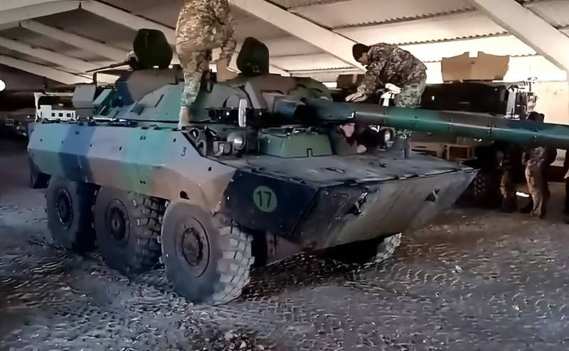 Viên thiếu tá "Spartan" là chỉ huy tiểu đoàn của Lữ đoàn Thủy quân lục chiến 37 mới thành lập của Quân đội Ukraine, nói với các phóng viên của AFP tại Donbass vào ngày 30/6 rằng, xe tăng AMX-10 RC được "bọc thép mỏng", chỉ có thể được sử dụng làm phương tiện hỗ trợ hỏa lực, nhưng không phải trong hoạt động tấn công ở tuyến đầu. Ảnh: Pinterest.