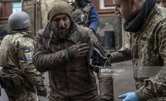 Để ngăn chặn cuộc phản công do Quân đội Nga phát động ở mặt trận Zaporozhye, Lữ đoàn sơn cước độc lập 128 của Quân đội Ukraine (mới bị lực lượng lính đánh thuê Wagner của Nga đánh thiệt hại nặng), vừa rút khỏi Soledar, đã được điều động gấp để tăng viện cho chiến trường Zaporozhye.