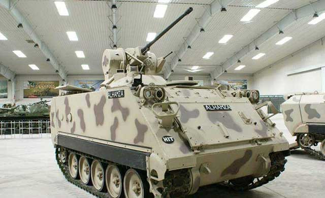 Hiện Pakistan cũng đang cố gắng lắp tháp pháo và trang bị pháo cỡ nhỏ trên khẩu M113, để phát triển xe chiến đấu bộ binh, nhằm thu hẹp khoảng cách về hỏa lực với đơn vị bộ binh thiết giáp của Ấn Độ. Tuy nhiên M113 vốn là xe thiết giáp chở quân, nên khả năng nâng cấp khó khăn.