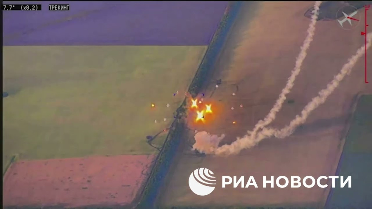 Theo thông tin chiến trường mới nhất của Bộ Quốc phòng Nga, lực lượng trinh sát Nga cũng đã khóa trận địa tên lửa phòng không Patriot của Ukraine ở tỉnh Dnipropetrovsk, Ukraine. Trận địa Patriot này bảo vệ lực lượng tác chiến mặt đất của Ukraine trong bán kính 100 km. Quân đội Nga đã phóng tên lửa Iskander-M mang đạn chùm, phá hủy 2 bệ phóng tên lửa và một trạm radar AN/MPQ-65. 