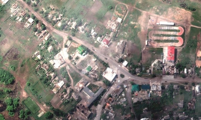 Giới phân tích cuộc xung đột Nga-Ukraine cho rằng, mặc dù thành phố Lyman có quy mô không lớn, nhưng có vị trí chiến lược lại trọng yếu, là đầu mối đường sắt, nối liền hai trong bốn thành phố chiến lược lớn ở vùng Donbas của Quân đội Ukraine: Slavyansk và Severo-Donetsk.