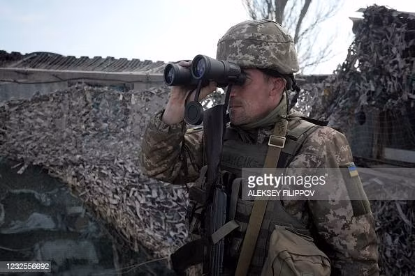 Theo một số thông tin đáng chú ý là Quân đội Ukraine đã tích cực sử dụng các hệ thống tên lửa chống tăng ở Donbass, kể cả những hệ thống do nước ngoài sản xuất. Điều này cho thấy rằng, rất có thể có các nhóm trinh sát luồn sâu của Quân đội Ukraine, đang hoạt động tại đường giới tuyến.