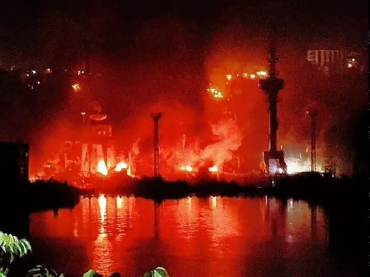 Trong thời gian gần đây, cả hai bên đã tổ chức các cuộc tấn công chính xác vào các điểm chiến lược và sở chỉ huy quan trọng. Trước kia cả Nga và Ukraine đánh rất ít; kỳ thực không phải không muốn tiêu diệt các mục tiêu này, mà là mỗi bên đều có khó khăn riêng.