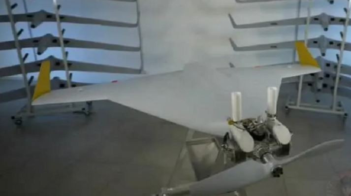 Điều khiến Ukraine và Mỹ lo lắng hơn nữa là khả năng sản xuất thời chiến của Nga đã có thể tung ra ồ ạt UAV Geran-2 để thực hiện các cuộc tấn công bão hòa, mà đơn giản là không thể ngăn chặn được. (Nguồn ảnh: Kyiv Post, CNN, RT).